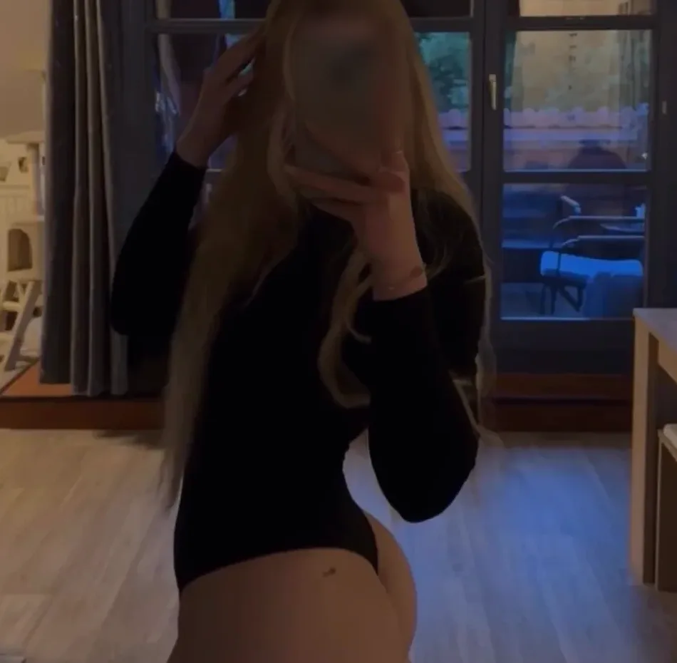 Noa, 23